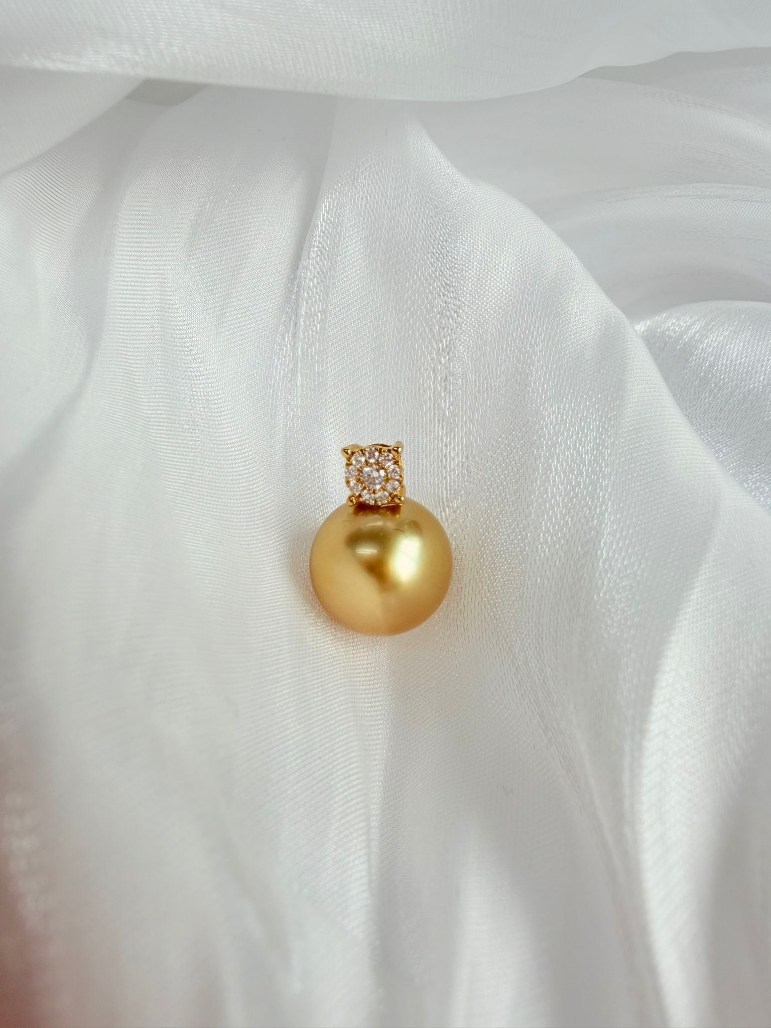 Golden Radiance: 11.6mm Flawless Deep Golden South Sea Pearl 18K Diamond Pendant