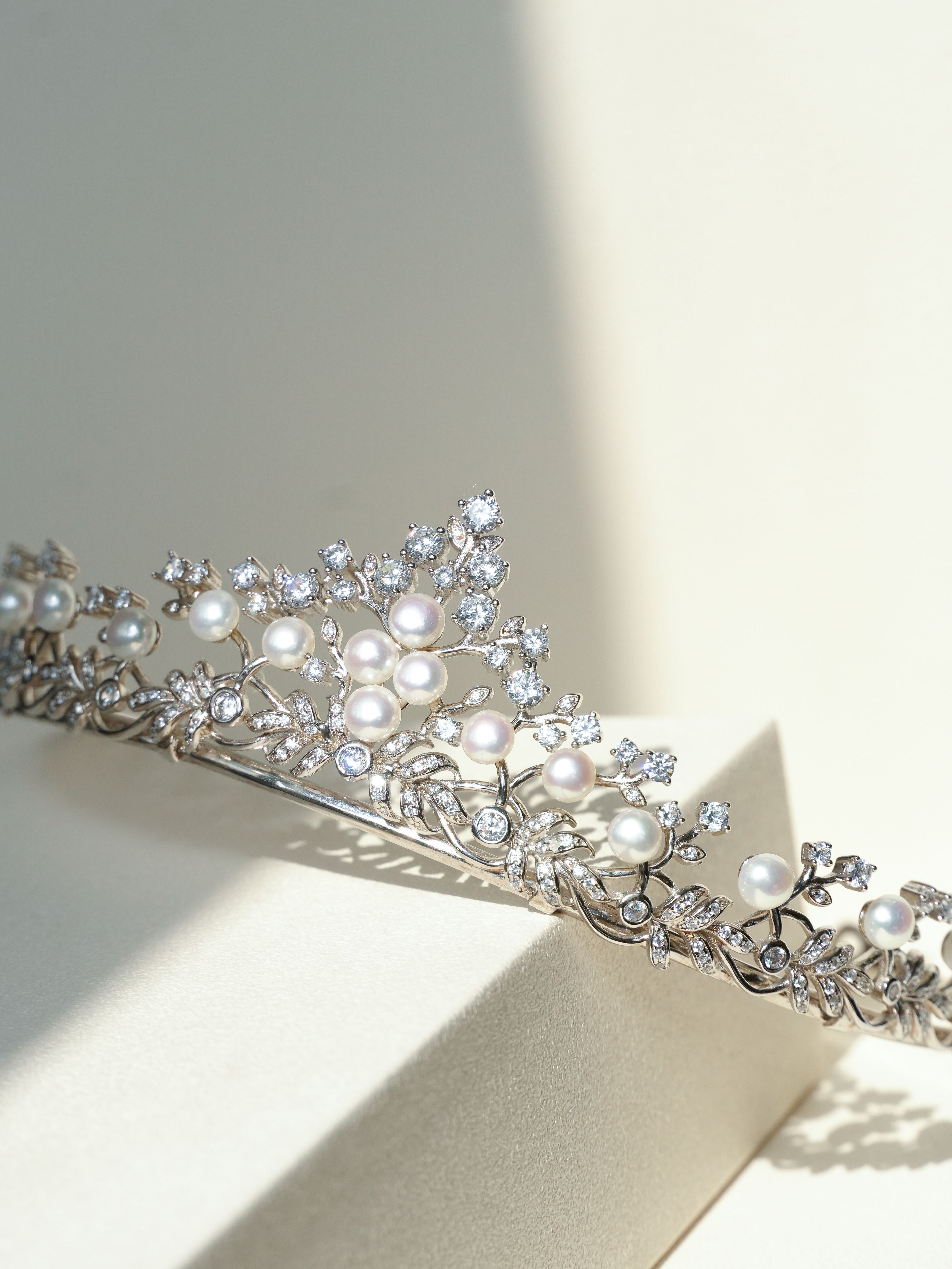 Shining Bride Pearl Crown