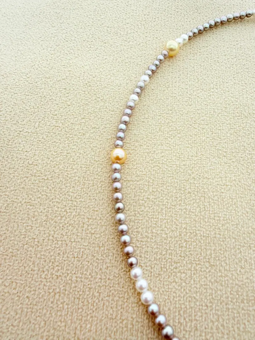 【Golden Intertwined】Akoya Gold Pearl and Two-Tone Freshwater Pearl Necklace