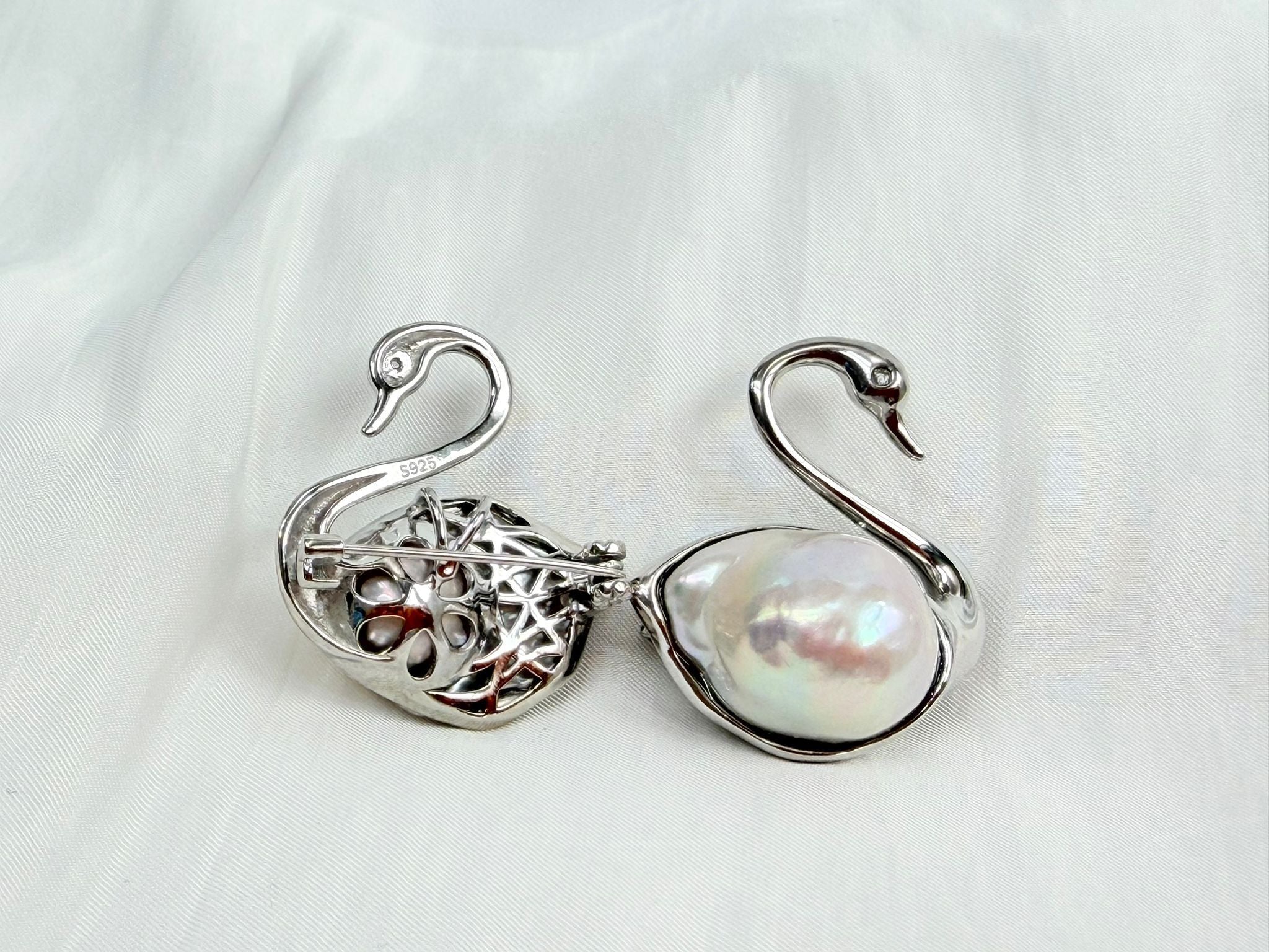 Bai Yu ｜ Baroque Pearl Swan Dual-use Ornament