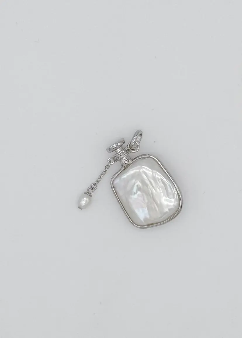 "Scent Recipe" Perfume Bottle Pearl Pendant