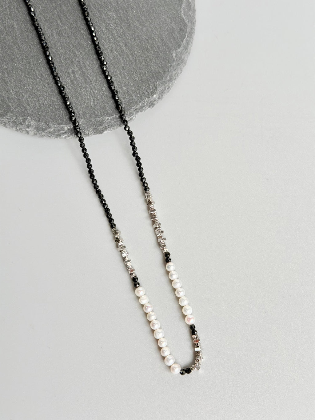 Seashell Spiral 925 Silver Plated Multi-Slice Shimmer Black Spinel Freshwater Pearl Collar Necklace