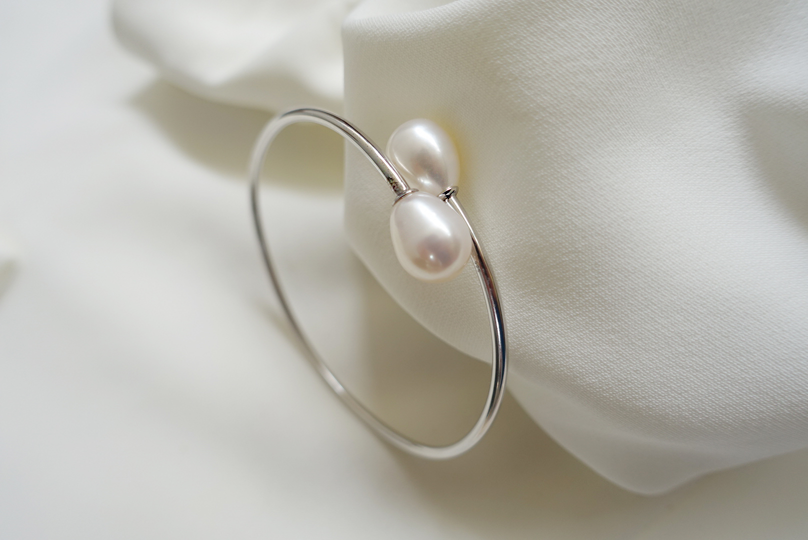 Double Fresh Water Pearl Cuff Double Fresh Water Pearl Cuff