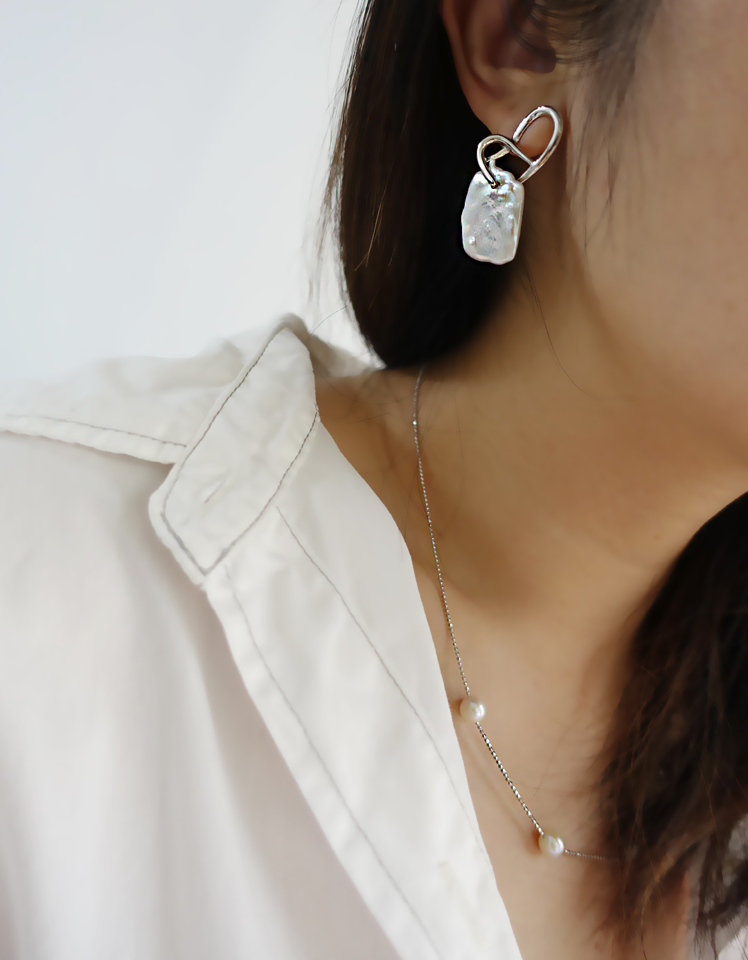 DSC00611 Bold Mate Silver Heart Fresh Water Coin Pearl Earrings