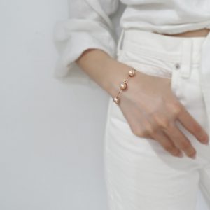 Movable Freshwater Pearl Bracelet