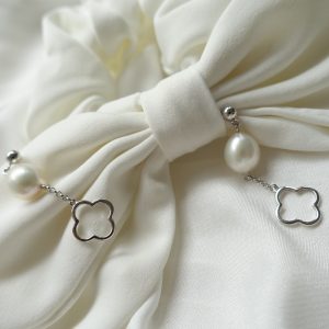 Clover Drop earrings