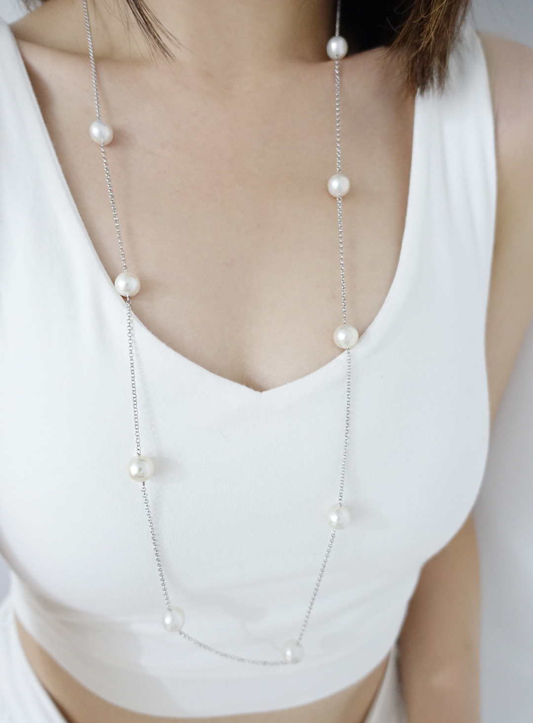 DSC02004 Movable Freshwater Neucleus Pearl Rope Necklace