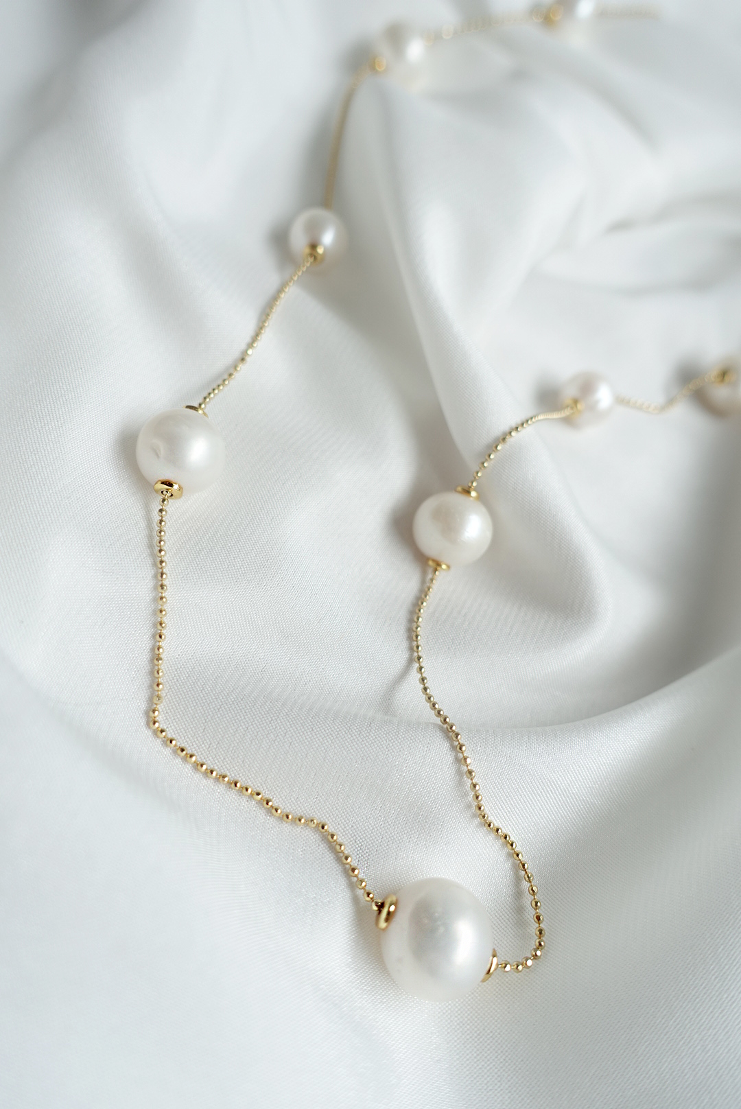 DSC02536 Movable Yellow Gold plated Silver Freshwater Pearl Rope Necklace