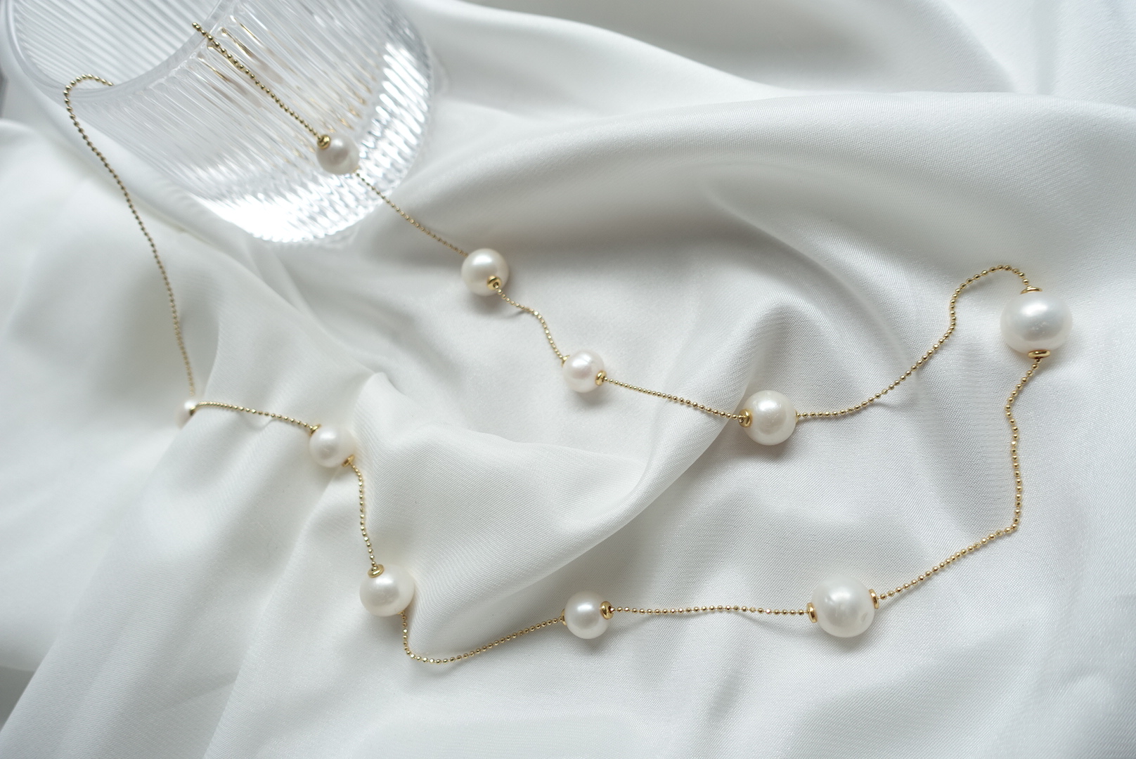 DSC02537 Movable Yellow Gold plated Silver Freshwater Pearl Rope Necklace