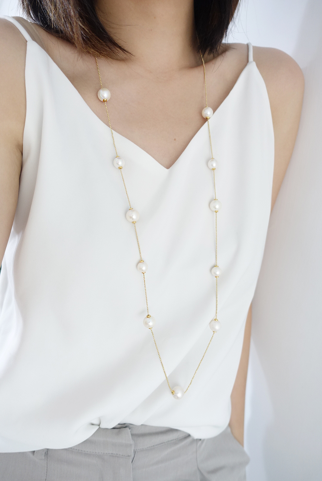 DSC02539 Movable Yellow Gold plated Silver Freshwater Pearl Rope Necklace