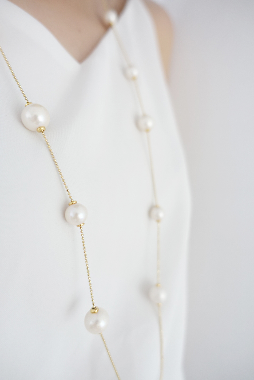 DSC02541 Movable Yellow Gold plated Silver Freshwater Pearl Rope Necklace