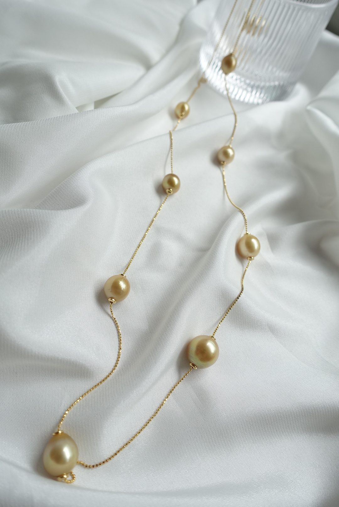 DSC02570 Movable South Sea Pearl Rope Necklace