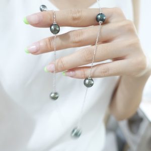 Movable White Gold Tahitian Round Pearl Rope Necklace