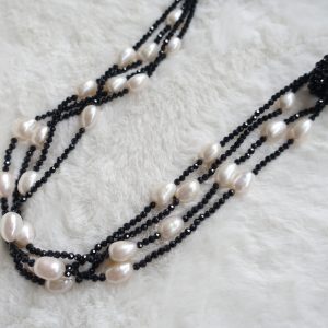 Bold Endless Freshwater Pearl and Black Spinel Links Lariat Necklace
