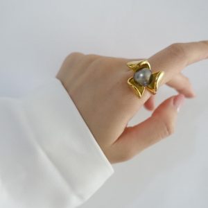 Elegant Flower Tahitian Pearl Adjustable Open Ring
