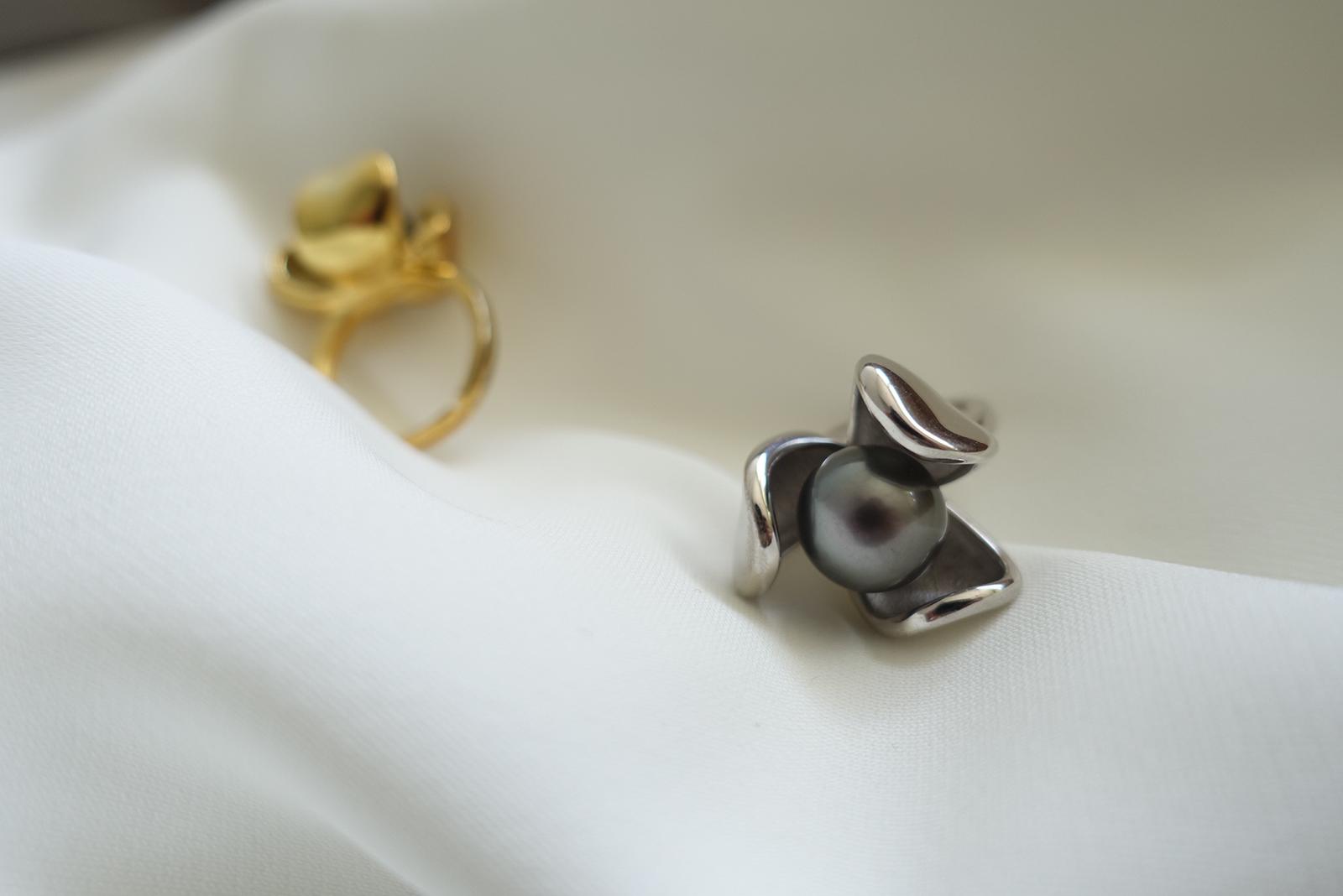 WhatsApp Image 2023-05-15 at 10.33.00 AM (2) Elegant Flower Tahitian Pearl Adjustable Open Ring