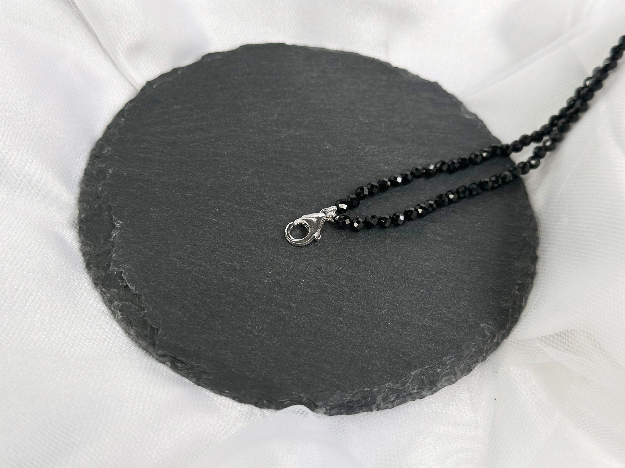 WhatsApp Image 2023-05-18 at 2.01.00 PM phone strap with Garnet Stone Lariat Bead Necklace